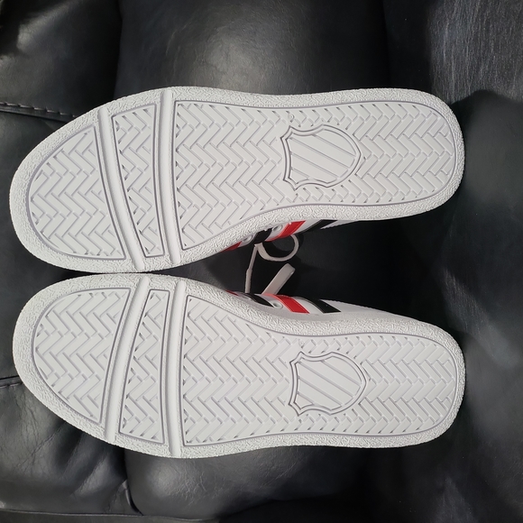 K-Swiss Classic VN (Black & Red Stripes Colorway) - Picture 7 of 13